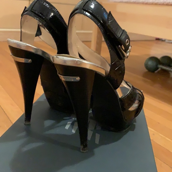 Michael Kors platforms. - Picture 2 of 3